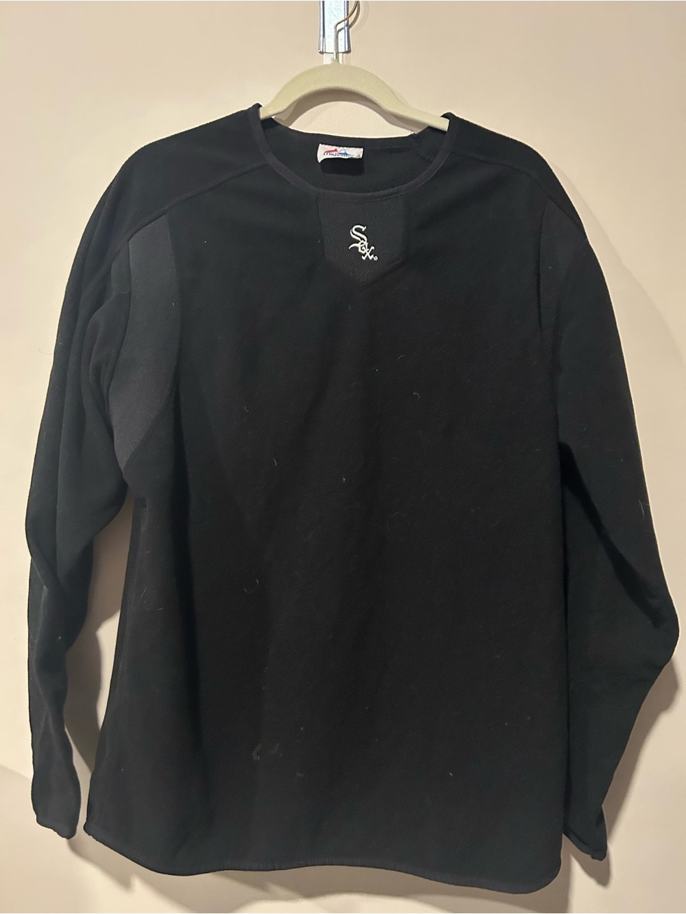 Majestic Chicago Whitesox Black Crewneck Sweatshirt with Small Chest Logo